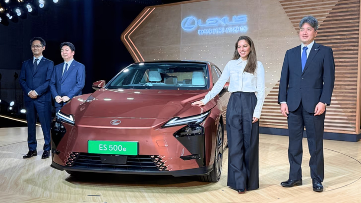 Lexus ES500e Electric launch