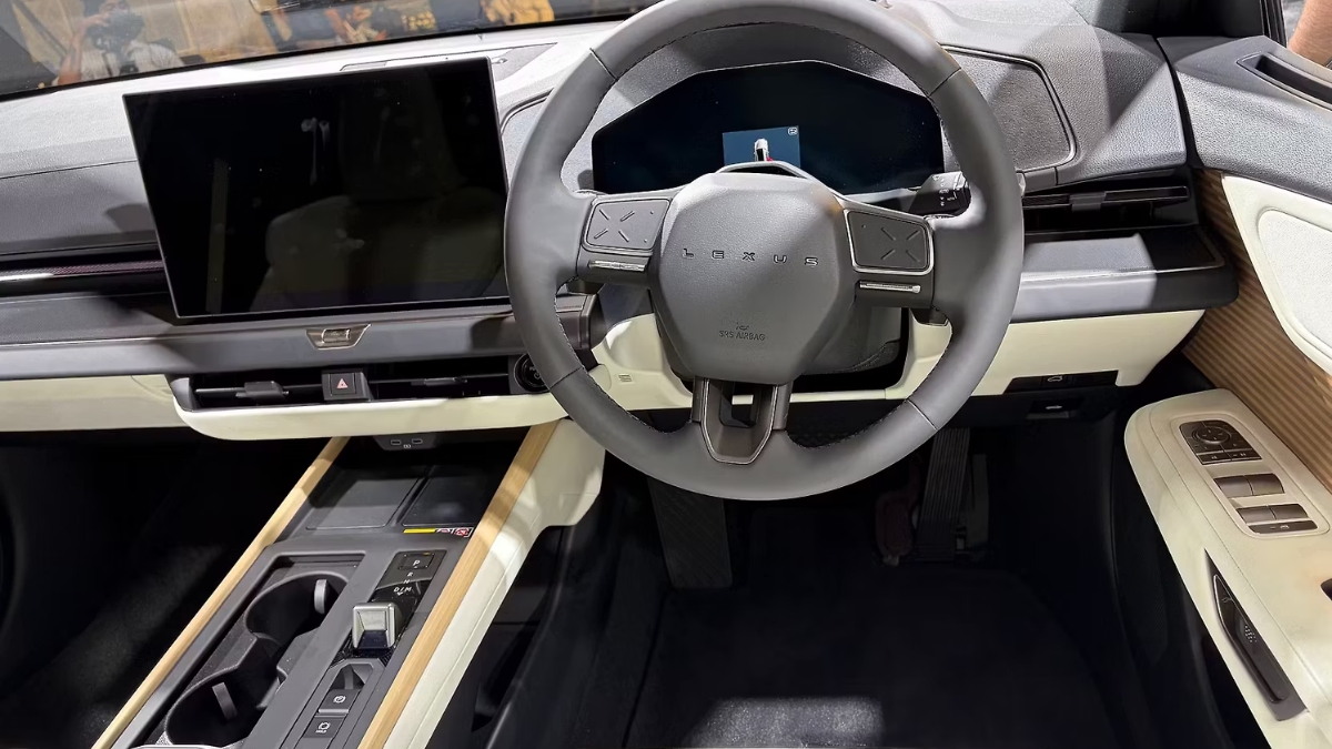 Lexus ES500e Electric launch