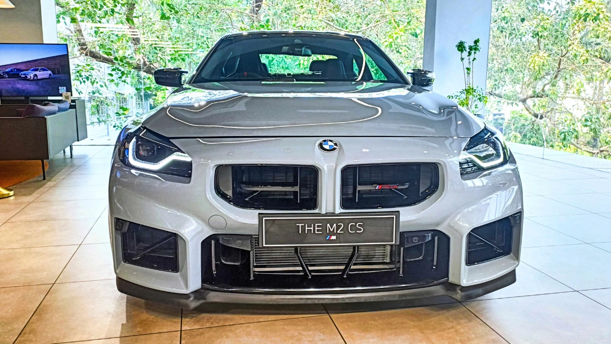 BMW M2 CS