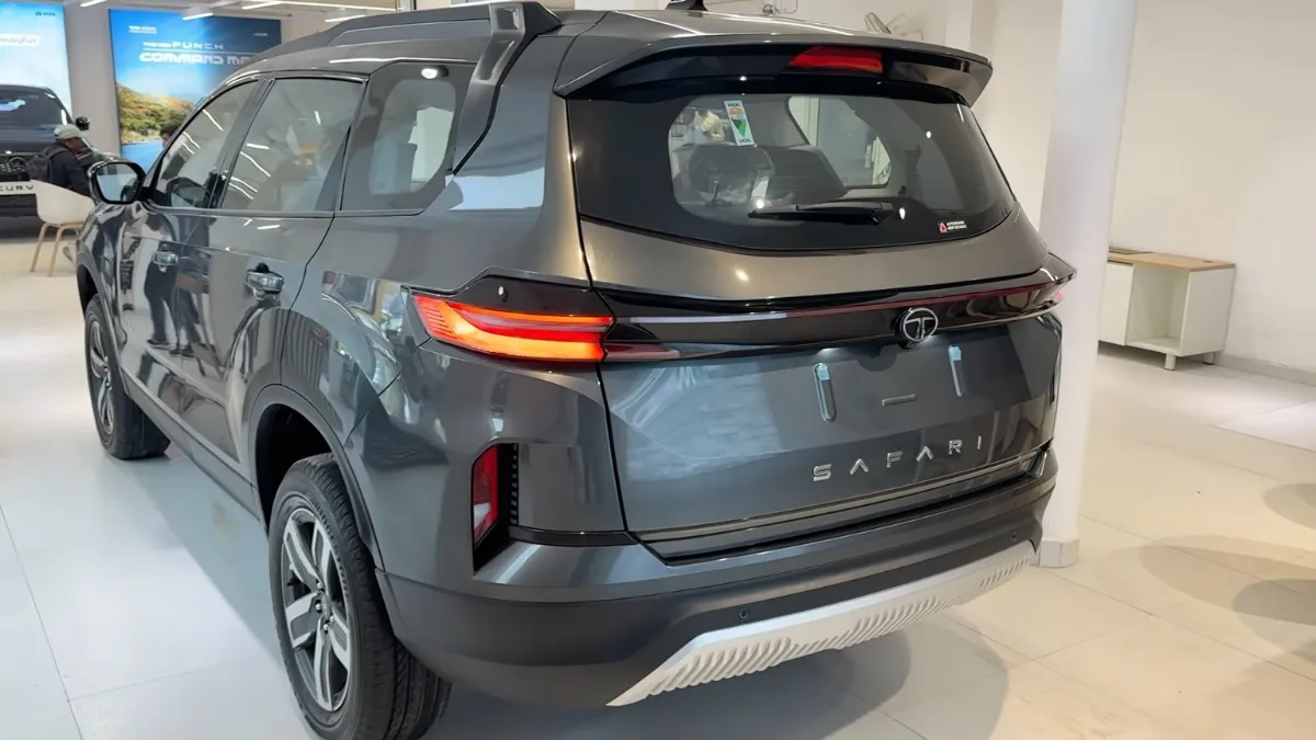 Tata Safari