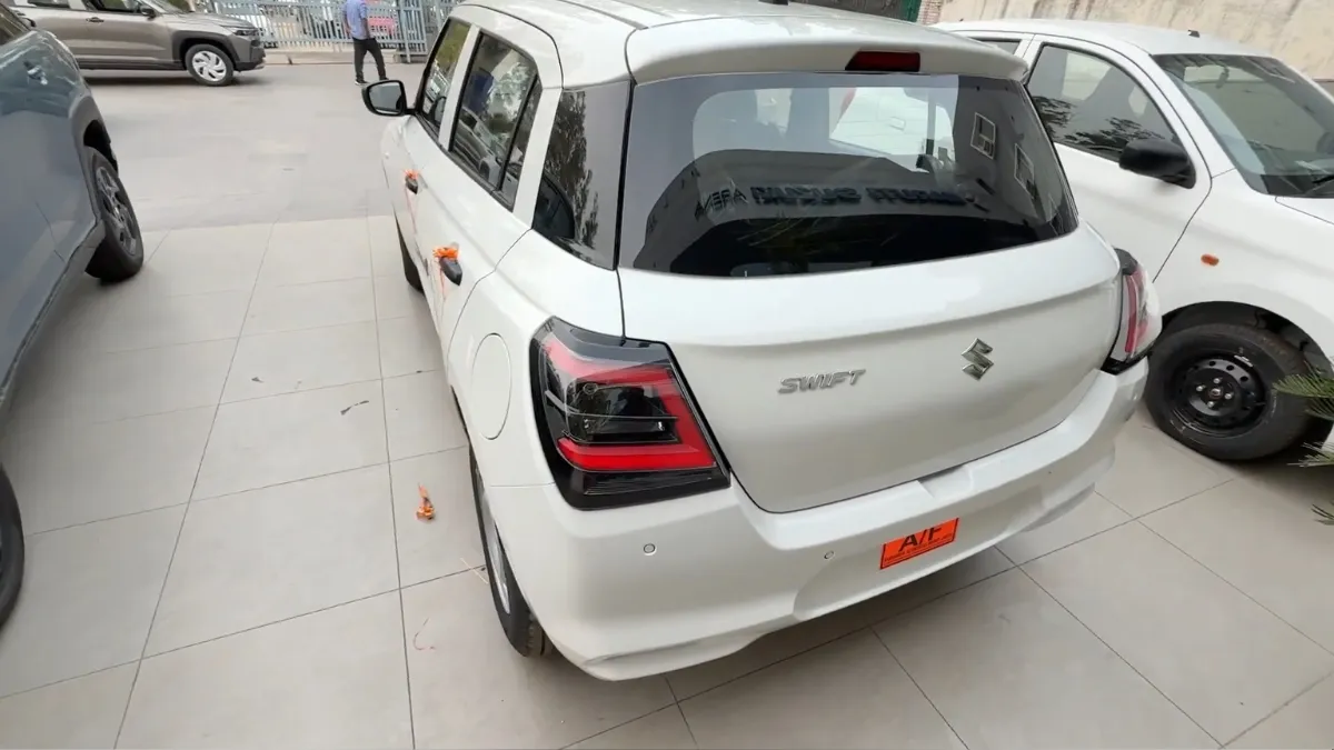 Maruti Suzuki Swift Base Model